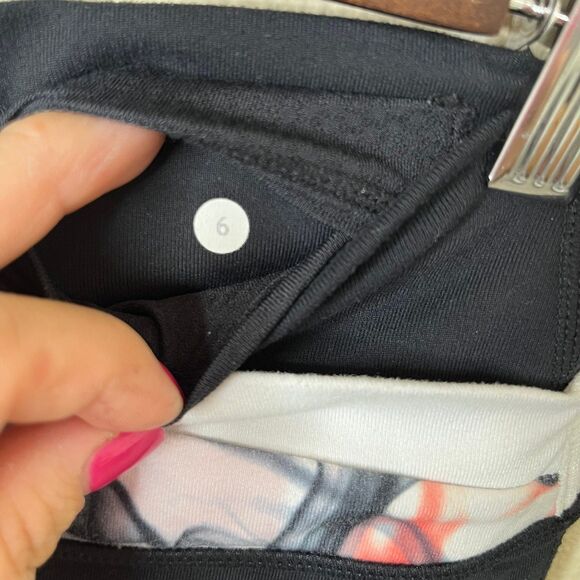 Lululemon Womens Bundle Size 6 Cropped  Pants-Black #389 - Picture 3 of 12